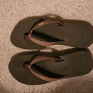 Reef cushion sandal